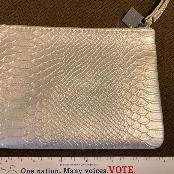 Rodan Fields Silver clutch/wristlet - Picture 2 of 7
